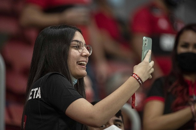 於防線的穩 於防線的穩